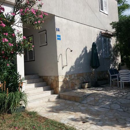 Apartman Nona Povljana Luaran gambar